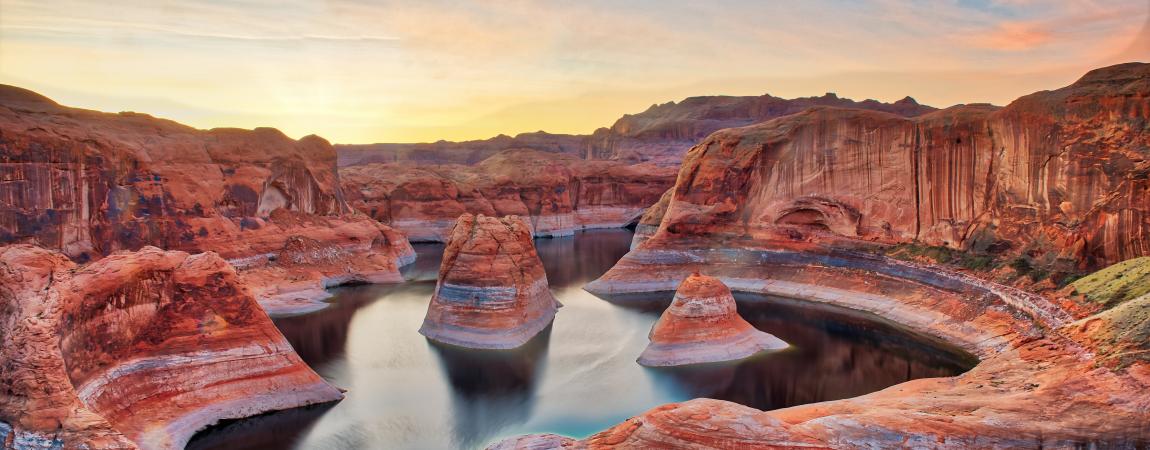 Reflection Canyon